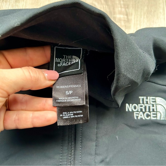 The North Face Black TNF Apex Softshell Jacket - Picture 6 of 9